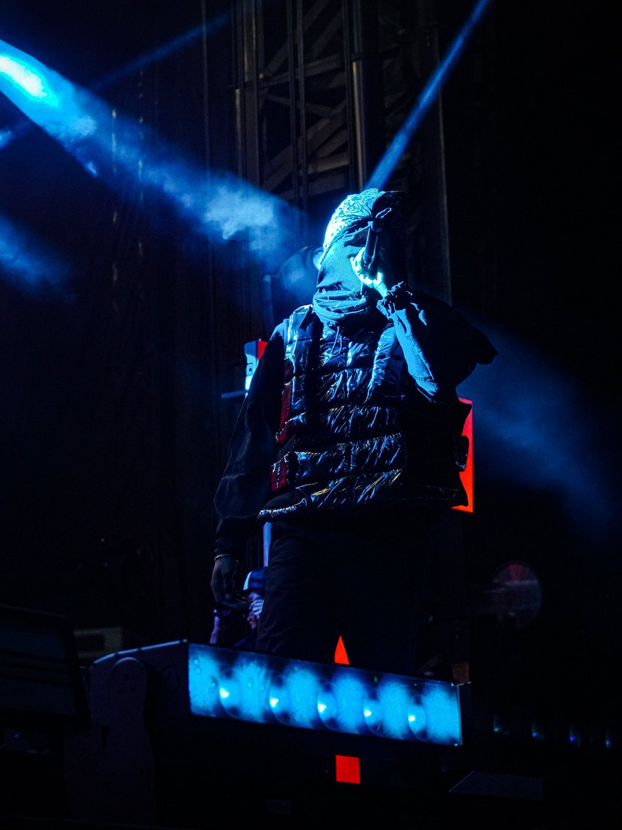 shidsnapped's tweet photo. @snot at @sowhatmusicfest. shot &amp; edited by me 📸 https://t.co/aqiflCRaSr