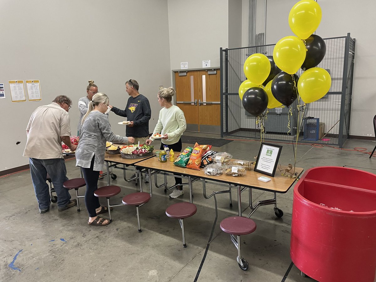 Thank you to Melanie Petty, Megan Roberts, and the Trevor Frederickson Foundation for providing lunch for AMS today! We appreciate you! #TrojanPride
