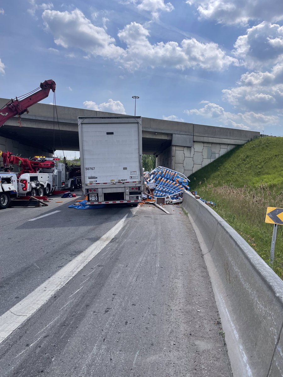 OPP_HSD's tweet photo. UPDATE- The #roadclosure at Lincoln Alexander Parkway to WB Highway remains in effect due to a tractor trailer #rollover. Expect closure to remain in effect until at least 6pm ^DL https://t.co/IV9seOpzIh