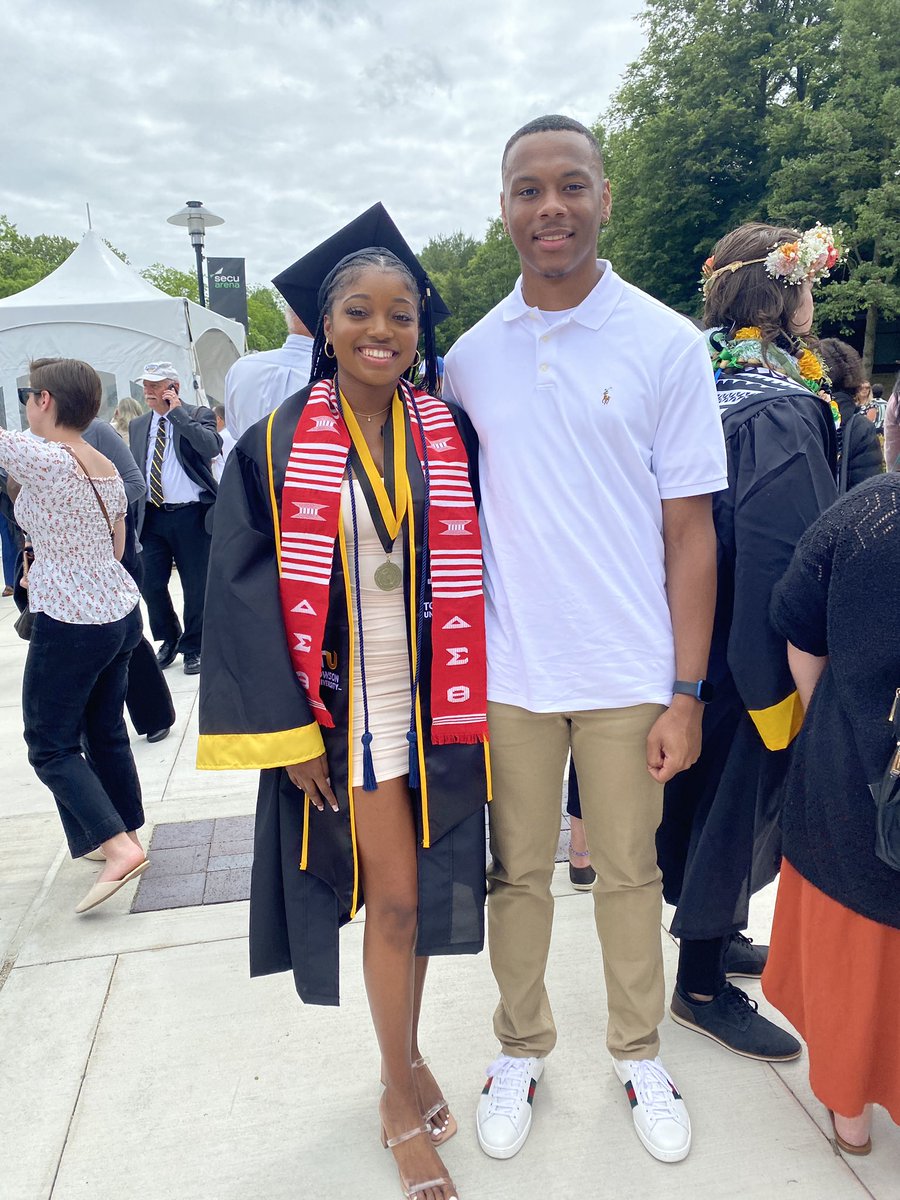 towson grad ♥️ 
grad pics coming soon …