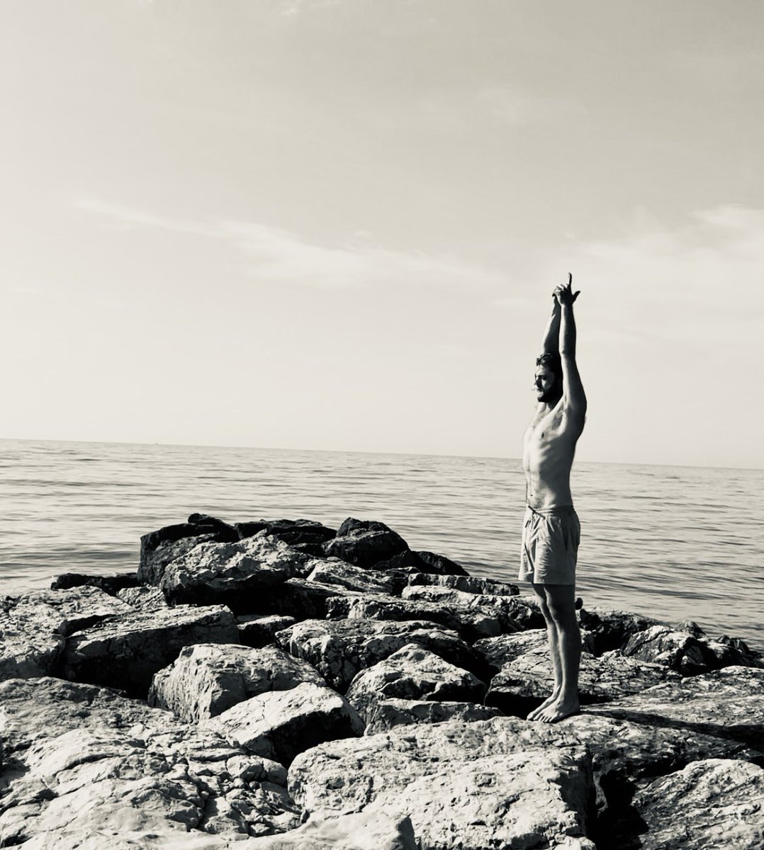 Afternoon #yogi

What type of flow are you doing today?  #Ashtanga for me

#m2e #move2earm #stepn #yogatoearn #nft #nftcommunity #blockchain #p2e