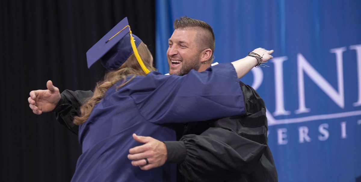 h_mill6's tweet photo. graduated :) https://t.co/zyk0yhjfty