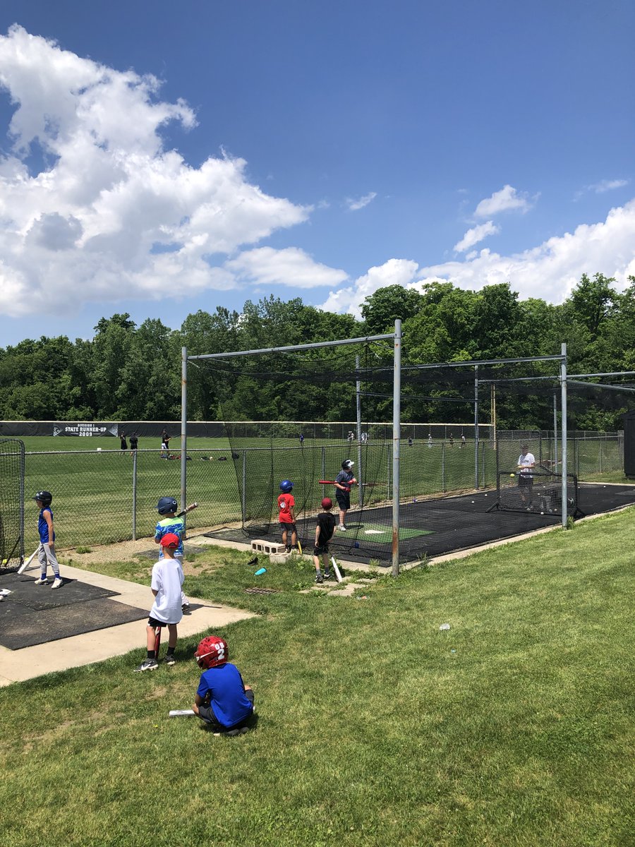 PickNorth's tweet photo. Great Day #1 of Camp of Champs - Outstanding job by all our 75+ campers &amp; our high school players. Go Panthers!! #plsd #PNAthletics https://t.co/WC2h8KuwVo