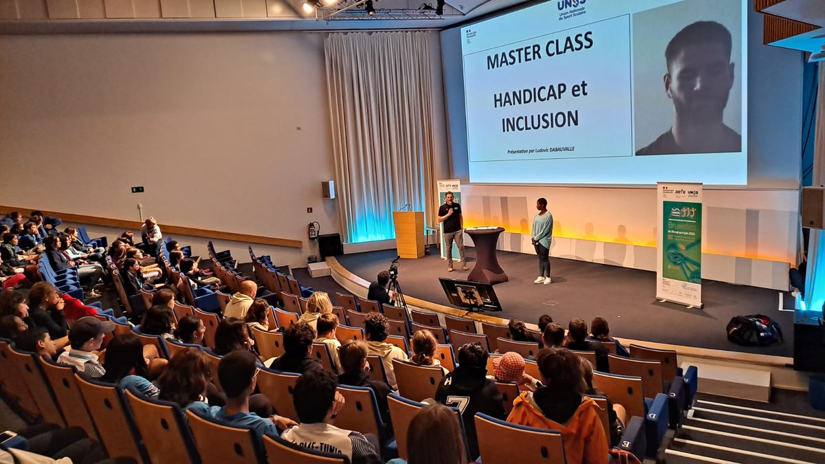 JIJ_AEFE_UNSS's tweet photo. 🔴 En direct de la #MasterClass avec @lucasmazur9  sur l'#handicap et l'#inclusion, avec intervention de @MJEREMIASZ pour clore cette 1e journée d'activités très riche des #JIJ2022 !
A demain pour la suite des aventures !
#sport #education #culture #sportscolaire #partage https://t.co/oj5CfaALNX