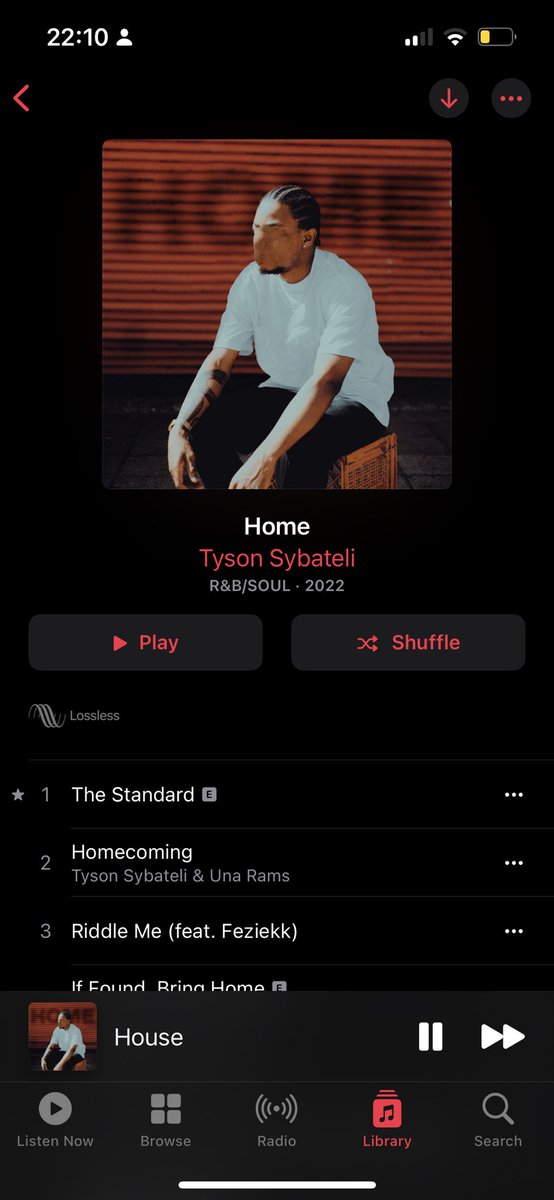 SuccessMalefa's tweet photo. Spent my day bumpinโ this album, hell, it might be my favourite album to drop this year. The song โHouseโ is perfect, @iammarcusharvey is too good. Cc @tysonsybateli #moreoftheseplease https://t.co/Dz34vkb36s