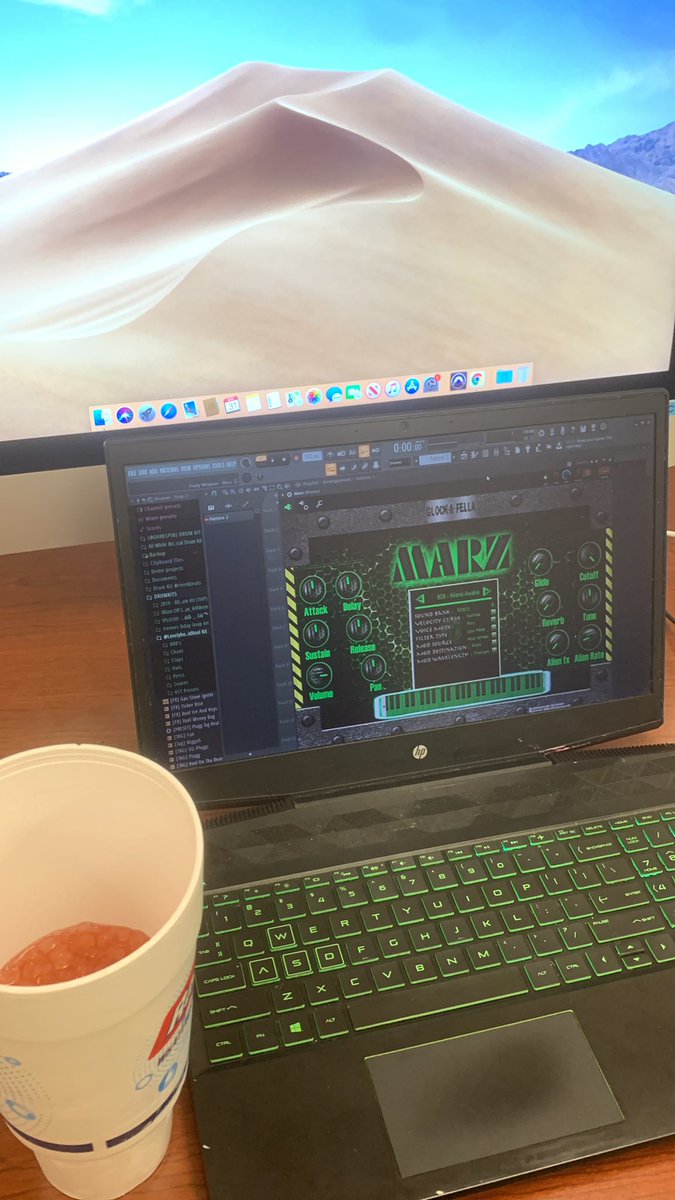 ohkcproductions's tweet photo. @14Golds bless 🙏 #newvst #marz
New music comin 🚗 https://t.co/88QKRzDvyz