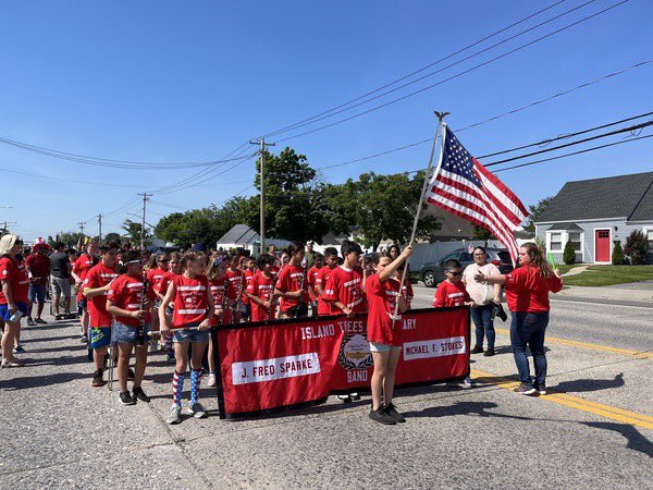 gtpetersen's tweet photo. Our 4th grade band had an amazing “premier performance” at the Memorial Day Parade.  It was an honor to give special remembrance to Daniel Fuentes. @WeRStokes https://t.co/qK3HOJxXXm