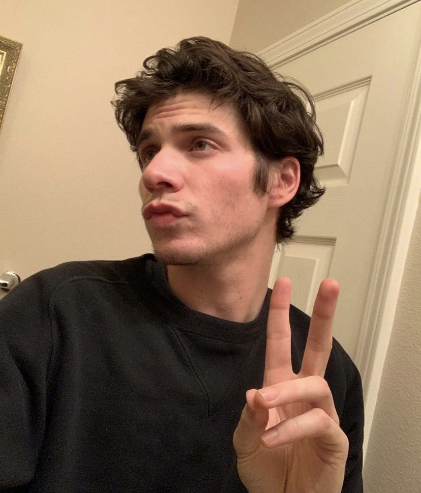 emiestheband's tweet photo. you'll never guess right https://t.co/BcyoAZzQGQ