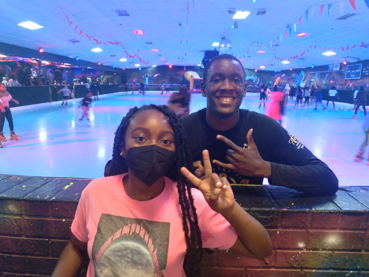 Campbell Middle tweet media