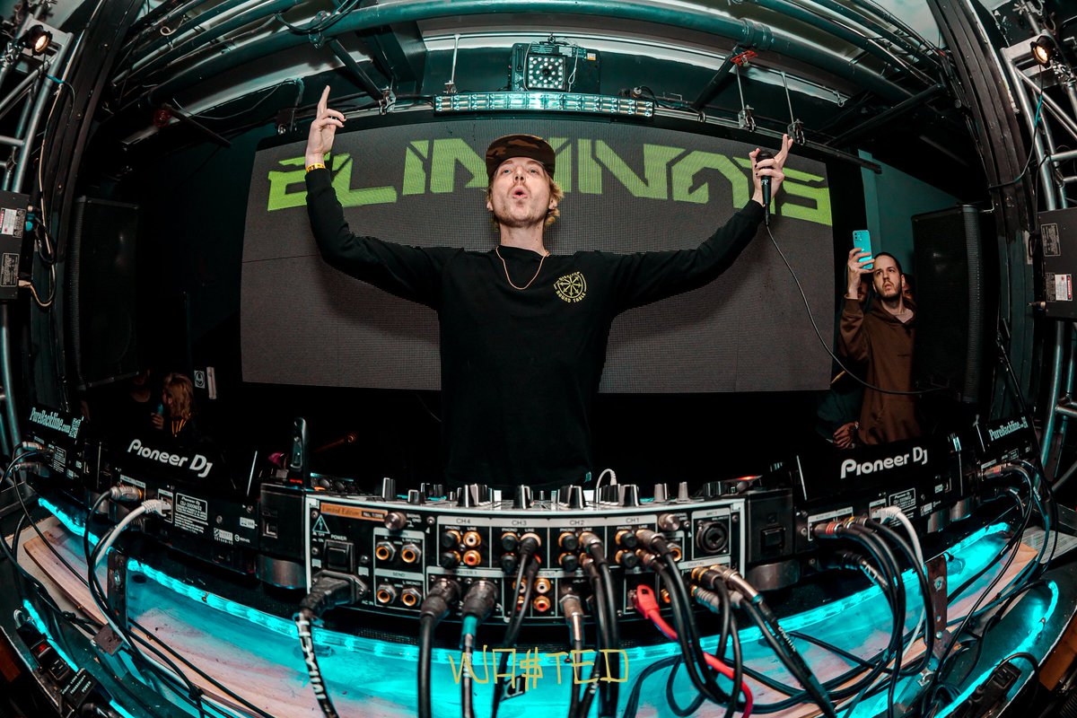 eliminatemusic's tweet photo. Thank you OC for an insane show this weekend that was so fun 🥵💥

📸: @frvnki3jay https://t.co/jd3vIMLrsv