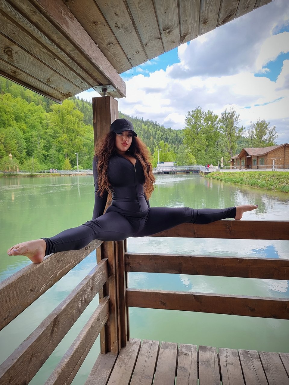 Anna Sivona real life 🥰😍🤫 on Twitter: "do you like flexible girls