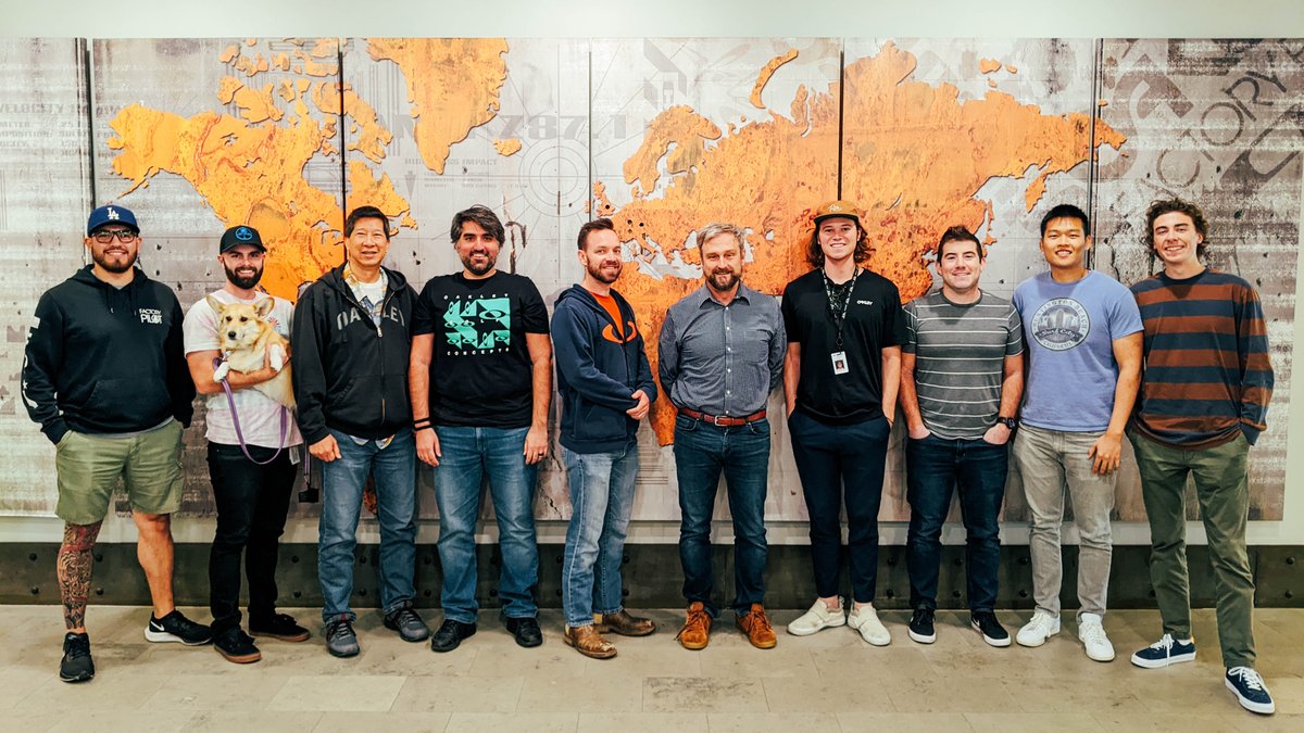 DesignEngine's tweet photo. Had a great time with @oakley teaching the Creo Surfacing Class #productdesign #engineering #ptccreo #creo5 #creo6 #creo7 #creo8 #creodesign #studioengineer #designengine #dogapproved https://t.co/yQZAWT2V88