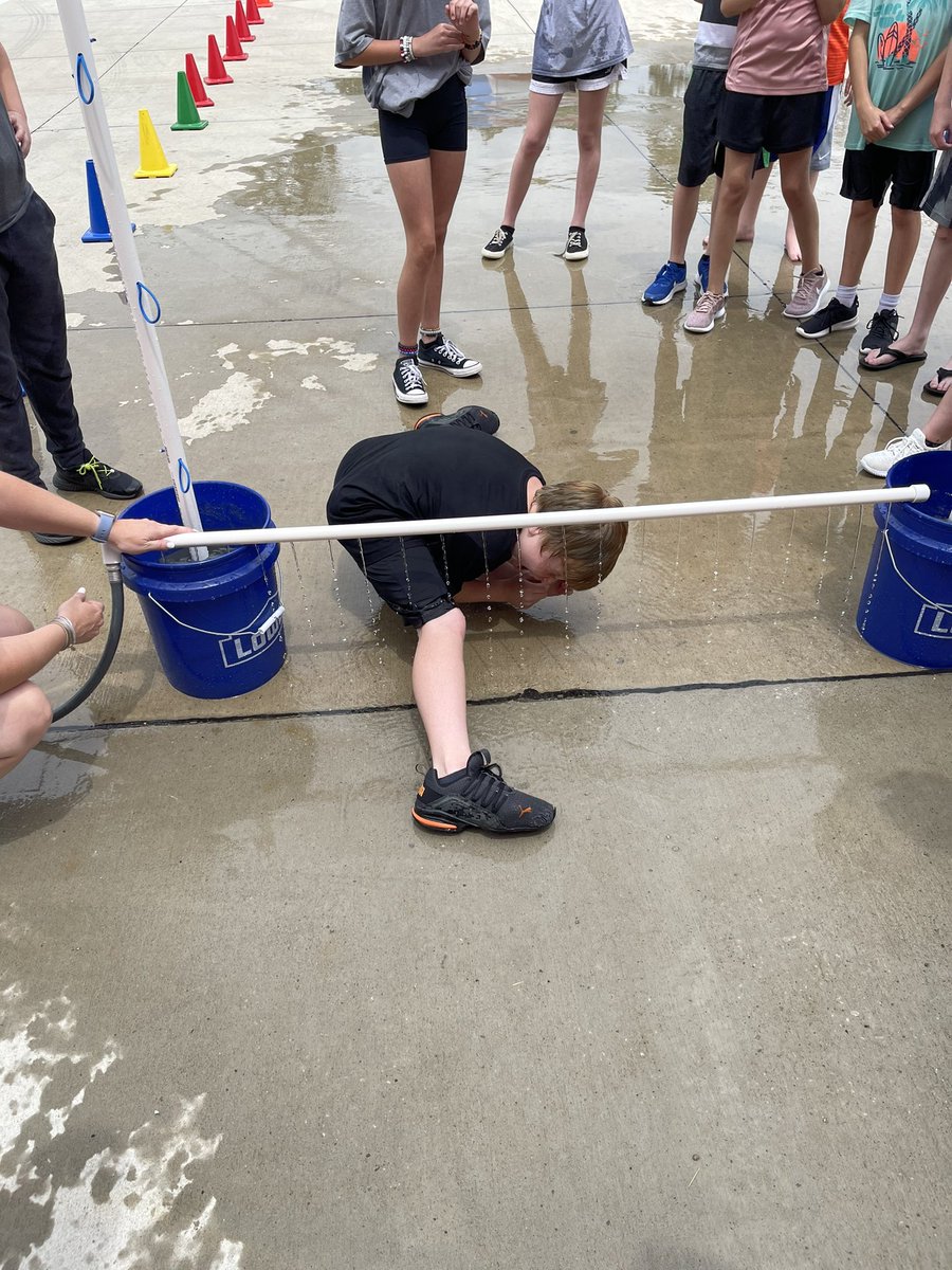 MrHsclass1's tweet photo. Field Day fun https://t.co/cu4XONRoaT