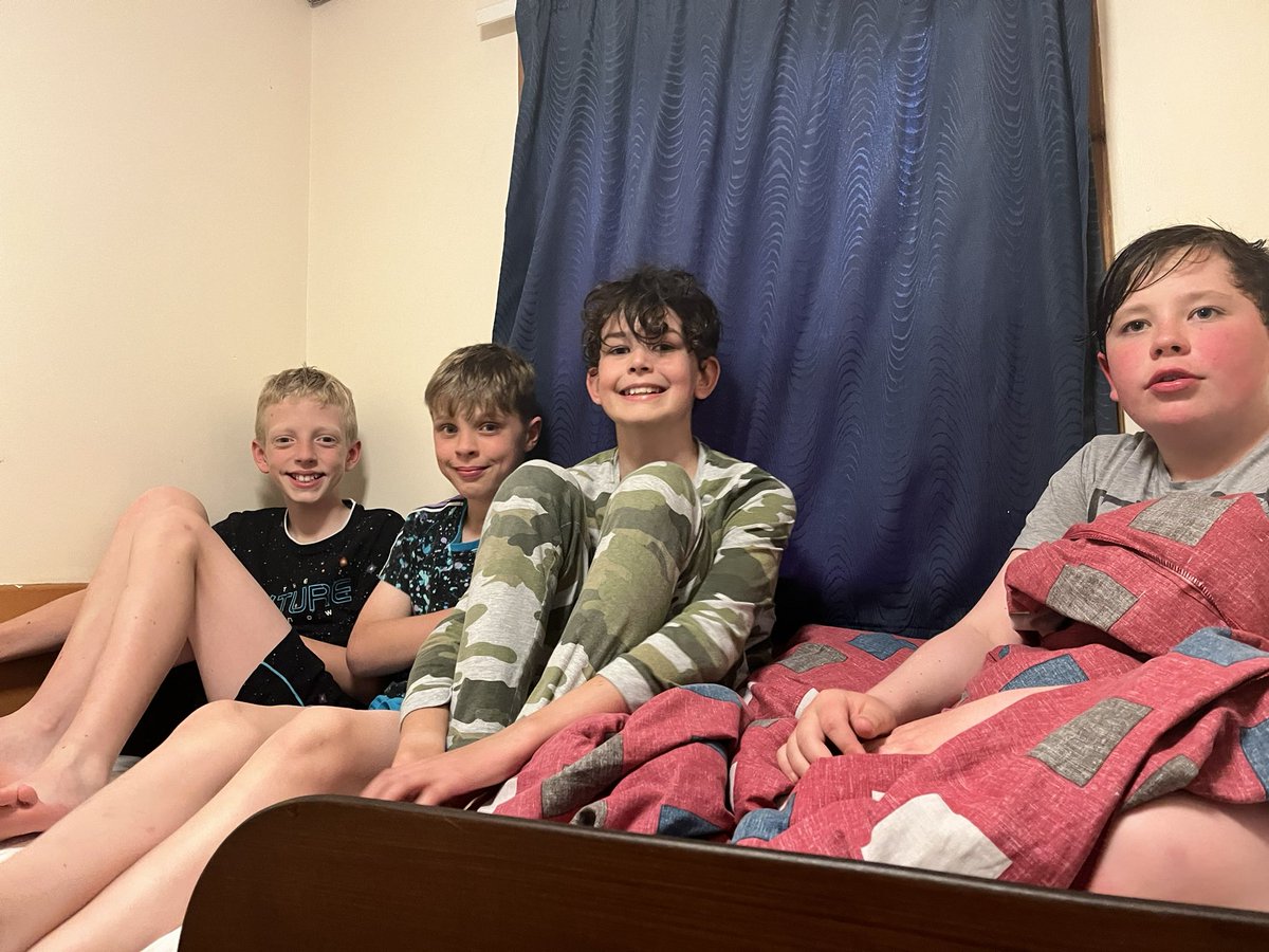 Miss Brown tweet media