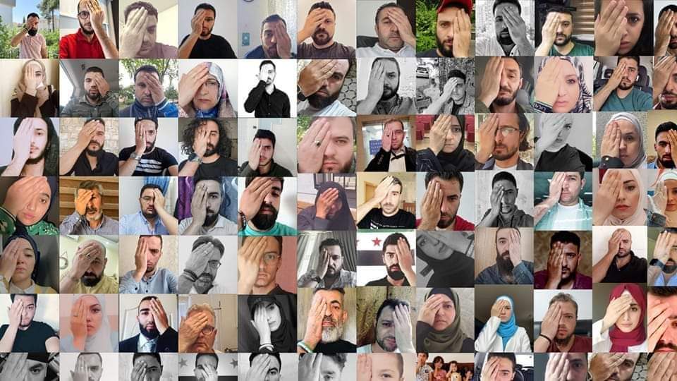 hazemnajjar0's tweet photo. Irkçılık bazı zayıf insanları bir araya getiriyorsa O zaman  ırkçılığa karşı bizim açımızda sesimizde birdir ve insanladır

#BEN_İNSANIM
#leyla_hanımın_hakını_istiyoruz
#YAŞAMAYI_HAK_EDİYORUZ https://t.co/5lFnFGP83K https://t.co/fMoSUqnC8y