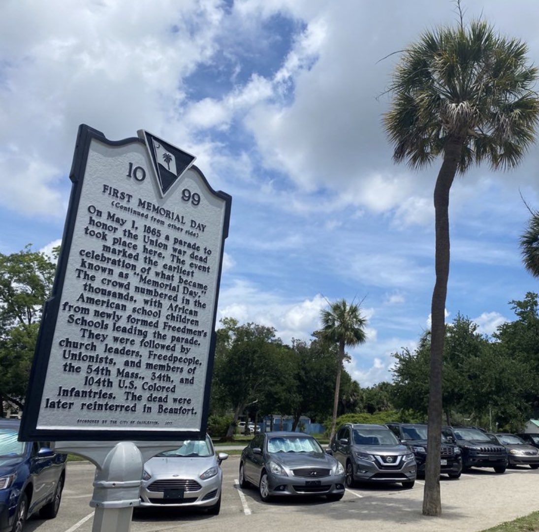 HeyEvette's tweet photo. Listen to the most recent episode of the #TweetTrends #Podcast when I learned that the first Memorial Day observance was in Charleston, SC. #MemorialDay #littleknownhistory https://t.co/qu87mGwSlI https://t.co/lYrMluW54o