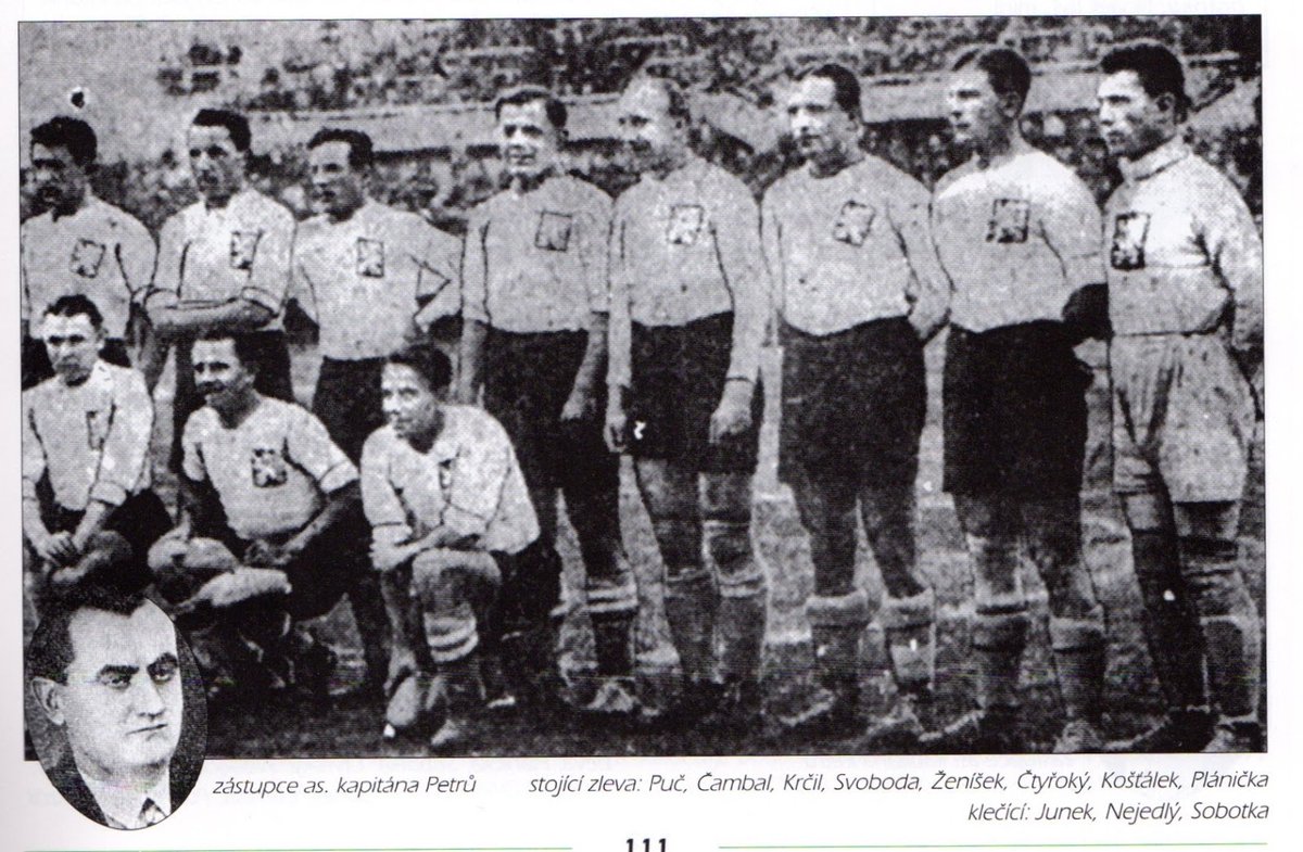 CopaLendas's tweet photo. Jiří Sobotka, Tchecoslováquia 🇨🇿.
Copa do Mundo de 1934, Itália.
Vice campeão.
1 gol, 4 jogos.
#sobotka #Československo #worldcup1934 #copa1934 #fifa #legenda #národnítým #cfz #stadiomussolini #tch #julesrimet #qatar2022 https://t.co/KVOFfef296