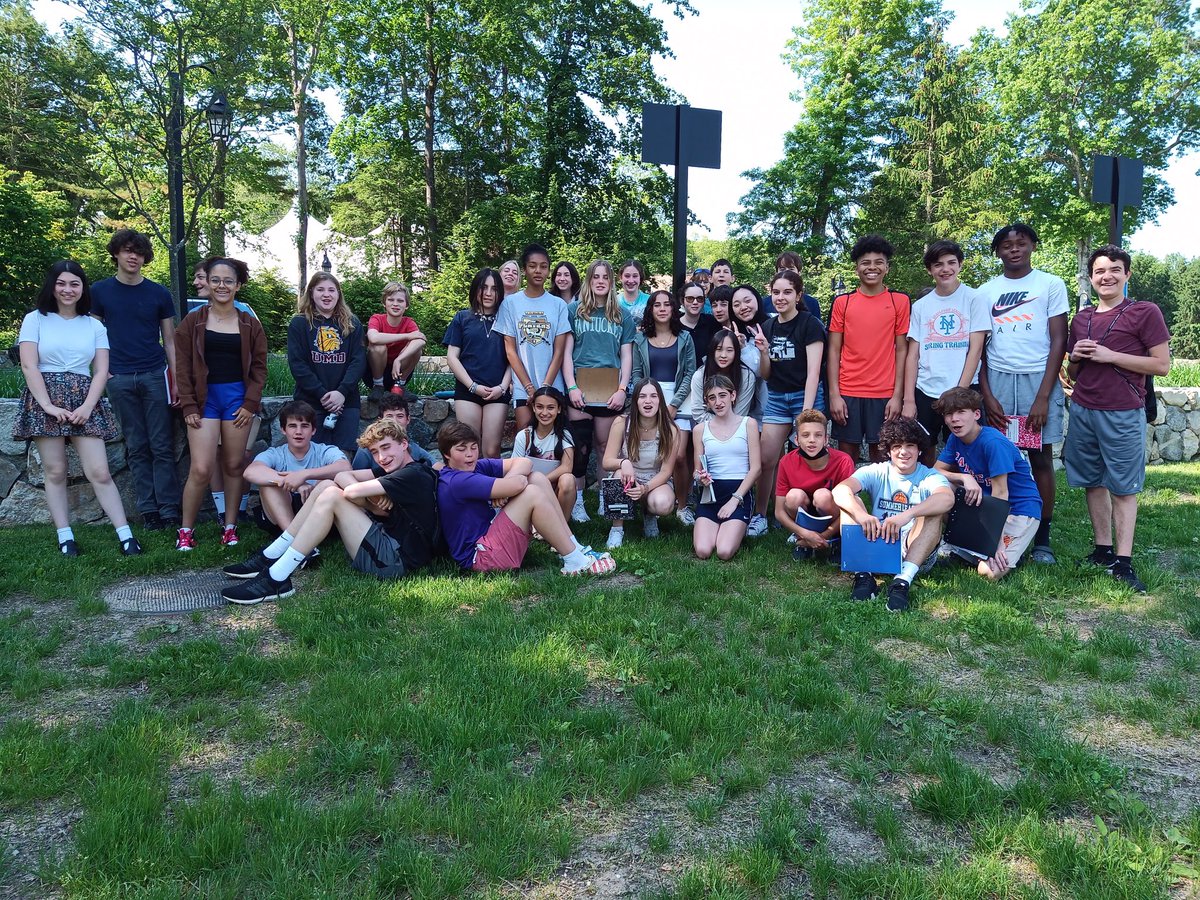 Harvey Middle School tweet media