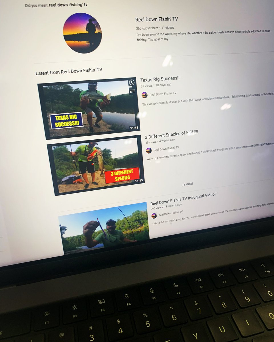 reeldown_fishin's tweet photo. 🤙🎣Pulled up my Reel Down Fishin’ TV Youtube page at the local Best Buy on the sample computer. Hoping to spread the word locally…maybe I’ll hit up Staples next 😏 #freeadvertising #reeldownfishintv #tightlinesyall #bassfishing #youtubefishing https://t.co/y1u3oif8py