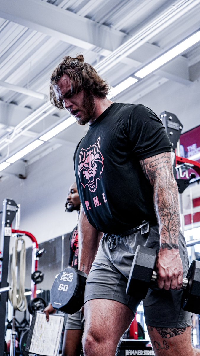 BACK AT IT‼️

#WolvesUp x #ADifferentBreed