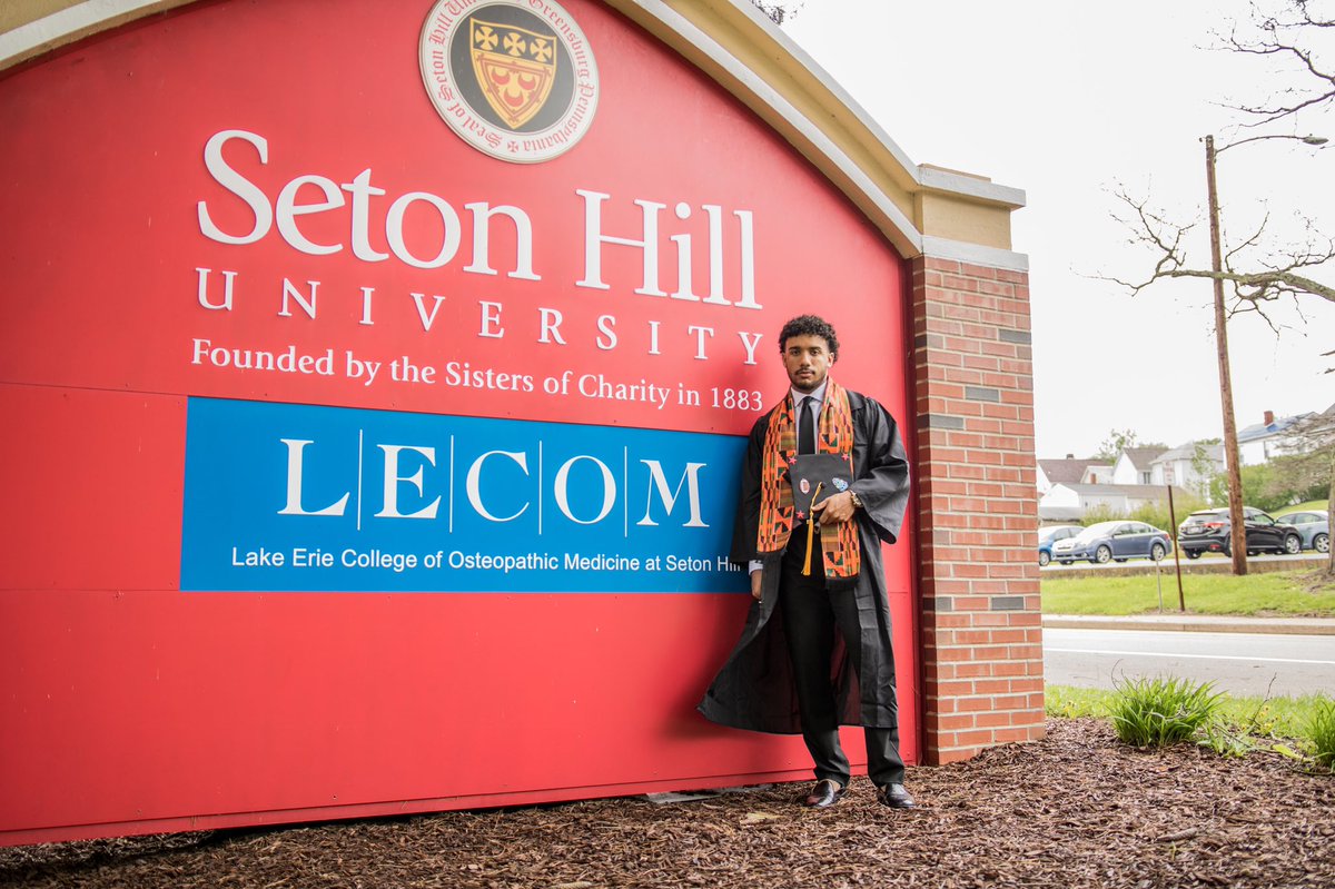 jmackular's tweet image. 2 Bachelors, Computer Science &amp;amp; Cybersecurity. Class of 22’