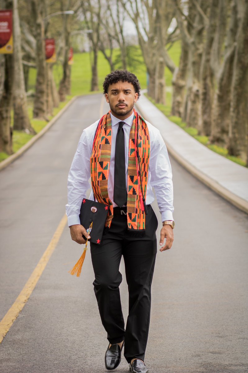 jmackular's tweet image. 2 Bachelors, Computer Science &amp;amp; Cybersecurity. Class of 22’