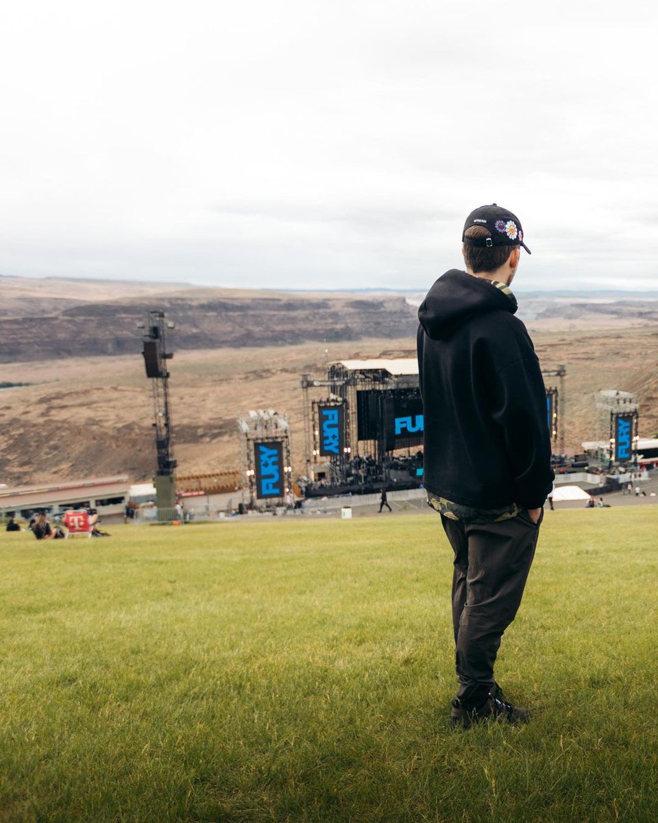 Walker #76186 tweet media