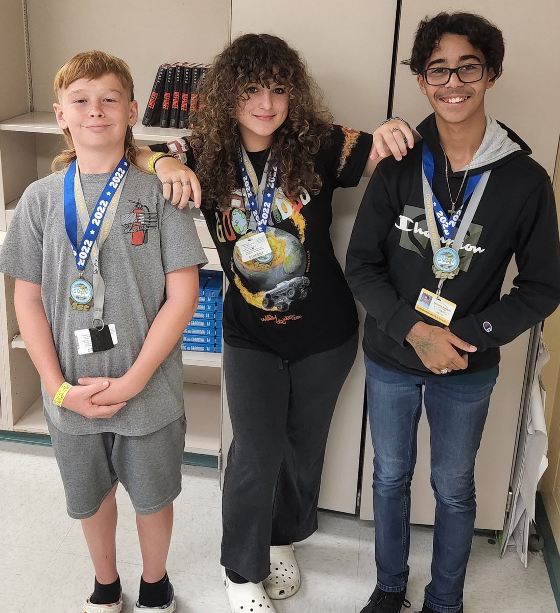 CmsReyes's tweet photo. Top 7th Grade Cambridge Mystery Writers! Future Historical Fiction writers. Very proud of my 7th grade students' Harris Burdick stories. I see a bright future ahead for them💖👍 #cms #corkscrewmiddleschool #futurewriters #steamwritingthroughart #collierschools https://t.co/Nv03UpS0gf