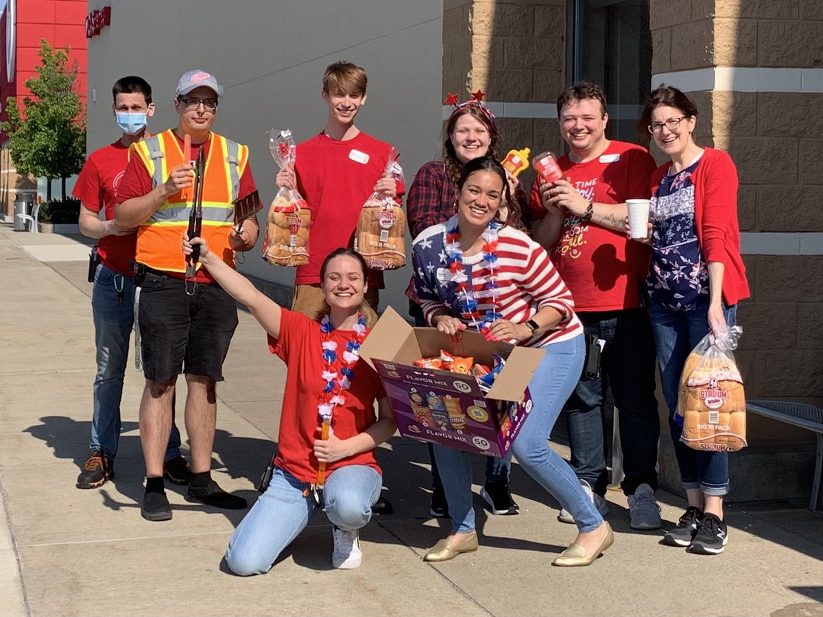 Bianca Lawson (@bianca__lawson) on Twitter photo Memorial day fun in the break room at #T0923! HUGE shoutout to DBO Nik for cooking for the team! โค๏ธ๐ค๐ <a href="/courtshellnu/">Courtney ๐ฏ</a> <a href="/TGT_Angel/">Angel</a> <a href="/aleahmarie19/">Aleah Jacinto</a> Memorial day fun in the break room at #T0923! HUGE shoutout to DBO Nik for cooking for the team! โค๏ธ๐ค๐ <a href="/courtshellnu/">Courtney ๐ฏ</a> <a href="/TGT_Angel/">Angel</a> <a href="/aleahmarie19/">Aleah Jacinto</a>