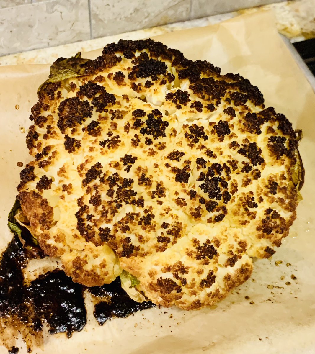 #RoastedCauliflower #SeasonedSalt #TruffleOil #SemiHealthySnack #EatPGH #TrueCooks #FullOfFlavor #PureDeliciousness 👌👌👌👌