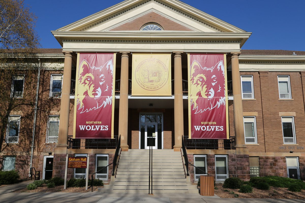 NorthernStateU's tweet photo. Congratulations to all of our students who made the dean's list spring semester at #NorthernStateU!

Find the list here: https://t.co/ptMUoBSDQm https://t.co/w4L43PPhi7