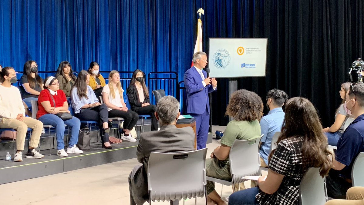 SBCCDcolleges's tweet photo. Today, we had the honor of giving an #InlandEmpire welcome to CA Attorney General @AGRobBonta! 

Attorney General Bonta held an educational forum at #SBCCD with students from @MyCraftonHills, @sbvalleycollege, @ucrspp &amp; @ASI_CSUSB. https://t.co/NeSCv182dK