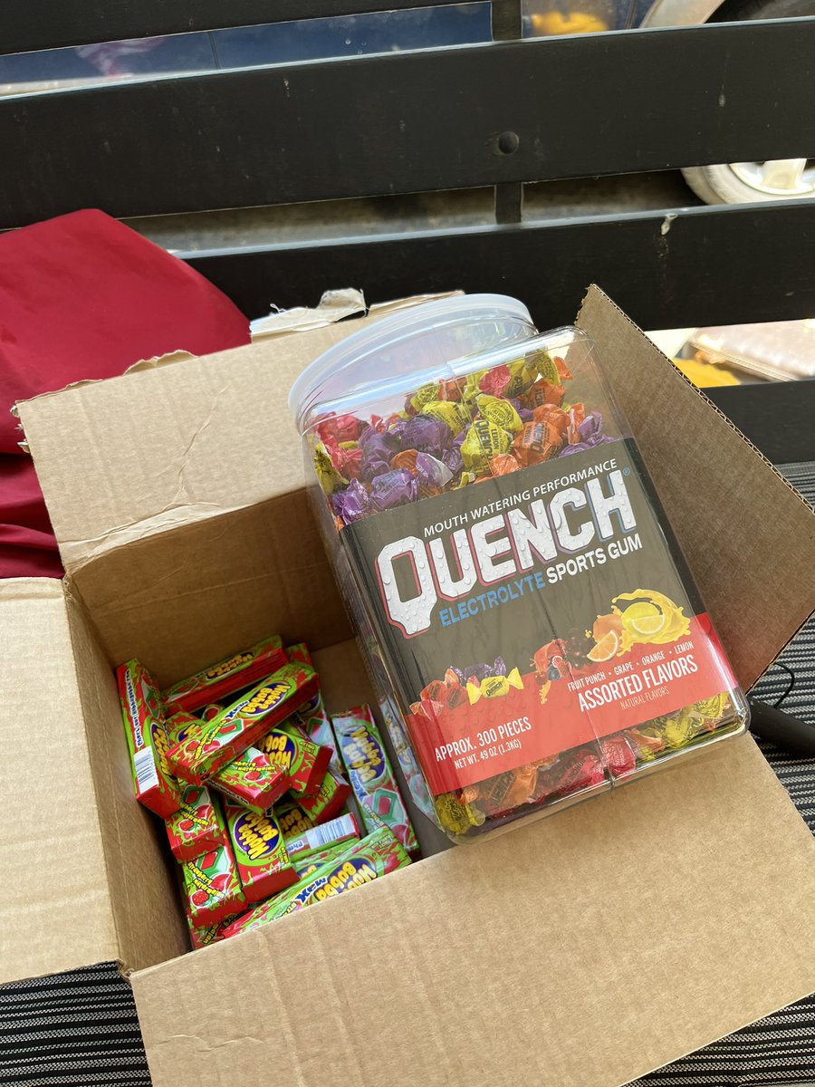 This 13 u team I give drinks and gum to are gonna be so happy this weekend haha