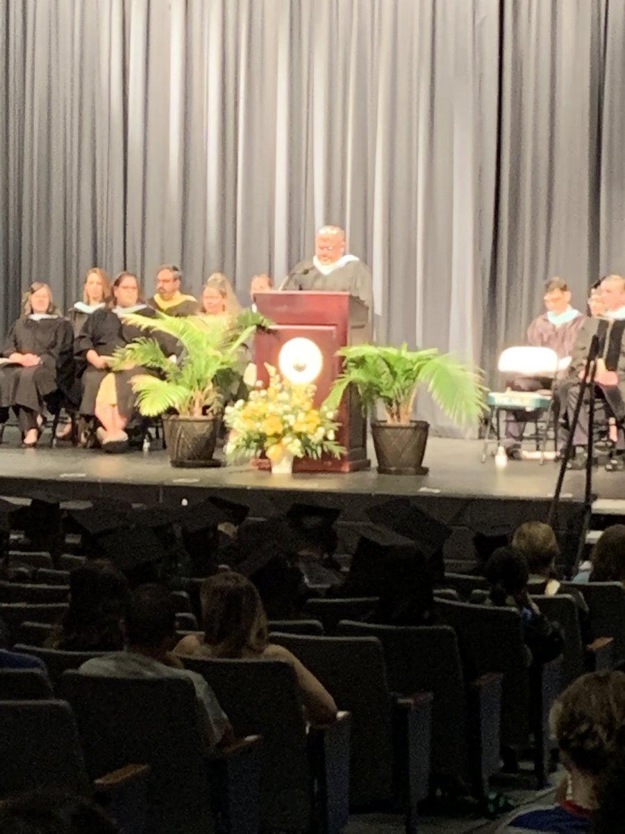 MountainViewHi2's tweet image. And we’re off… Make sure to check out @MountainViewHi2’s youtu.be/eqBr6l6RdtA #WeDoAtMountainView