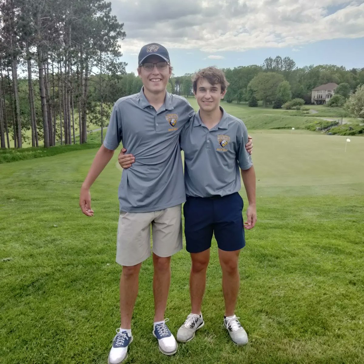 RFHSboysgolf's tweet photo. On to STATE for Trey and Matthew!! Trey is meet medalist with a 73! Team shoots 330 and finishes in 3rd place behind ECM and Lakeland Union. https://t.co/dm2IEsMs1f