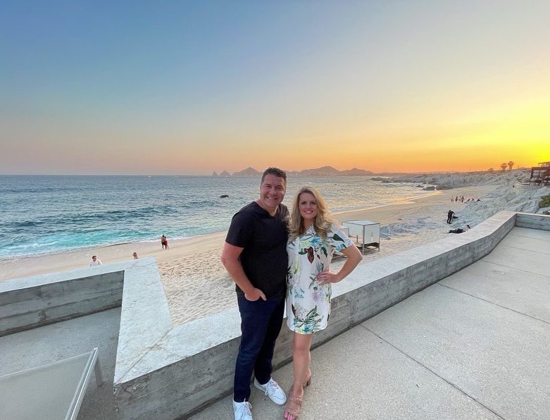 calebwehrli's tweet photo. 20yrs of adventure w/ mi amor @sarahwehrli … #anniversary
… Life is so much better with her… Grateful for the journey and expectant for the future… Love you Sarah!!! #twentyyearsandcounting https://t.co/KmRlbQPZkF