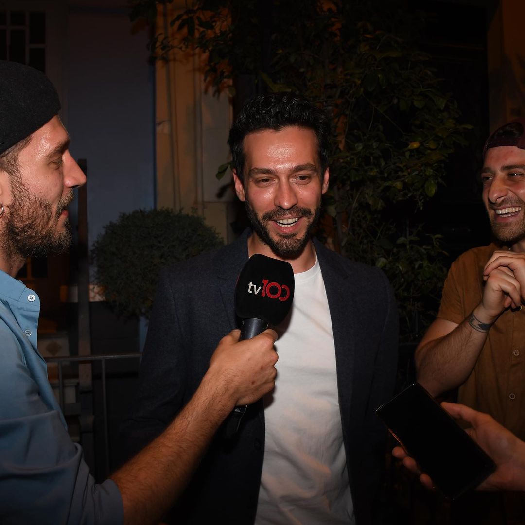 uckurusetkinlik's tweet photo. #ÜçKuruş veda yemeğinden #UrazKaygılaroğlu, #EkinKoç ve #BoraAkkaş ✨️ https://t.co/zKRMYr6q1P