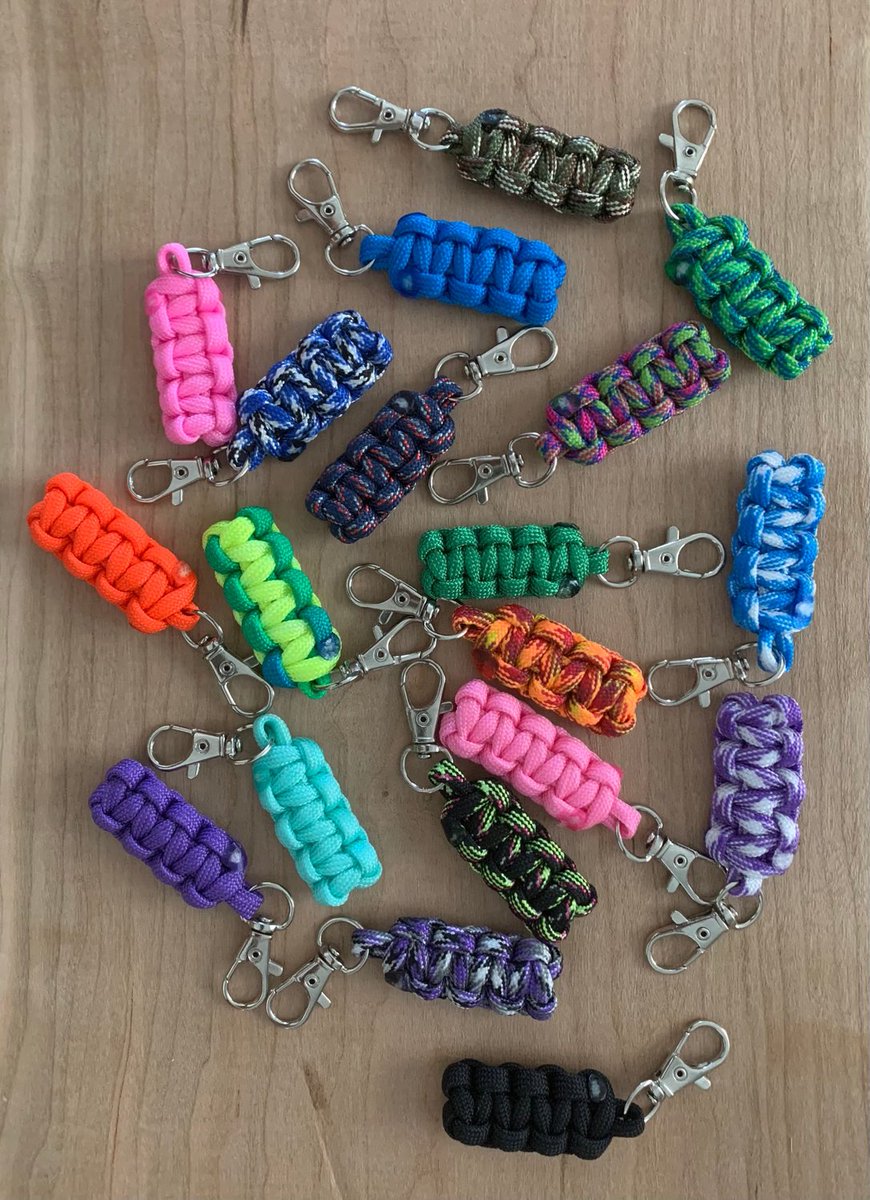 PeonyCreation's tweet photo. New in my #etsy shop: Paracord Zipper Pulls #luggagetags #diaperbagzipper #pursezipper #luggagebagzipper #travelbagzipper #gymbagzipper #coatzipper #jacketzipper #backpackzipper https://t.co/vmveSJRa96 https://t.co/Hx9OB9tocz