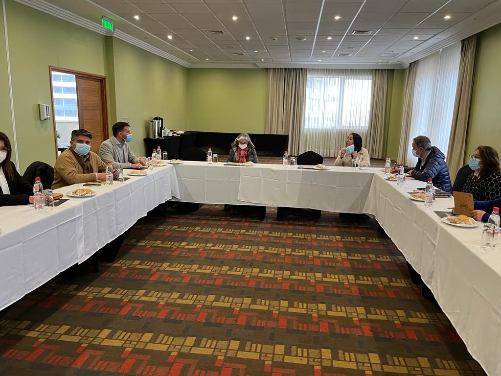marcelochacana's tweet photo. Hoy retomado el directorio mesa alimentaria de @Crdp_Coquimbo gusto compartir con los colegas presencial las ganas y fuerza intactas 💪 @INIA_Intihuasi @userena @PaolaVasquezIV @FIA_ZonaNorte @Vilbett1 @gorecoquimbo @corfocoquimbo @Indap_coquimbo 🧑‍🌾 https://t.co/5RDDQWCEon