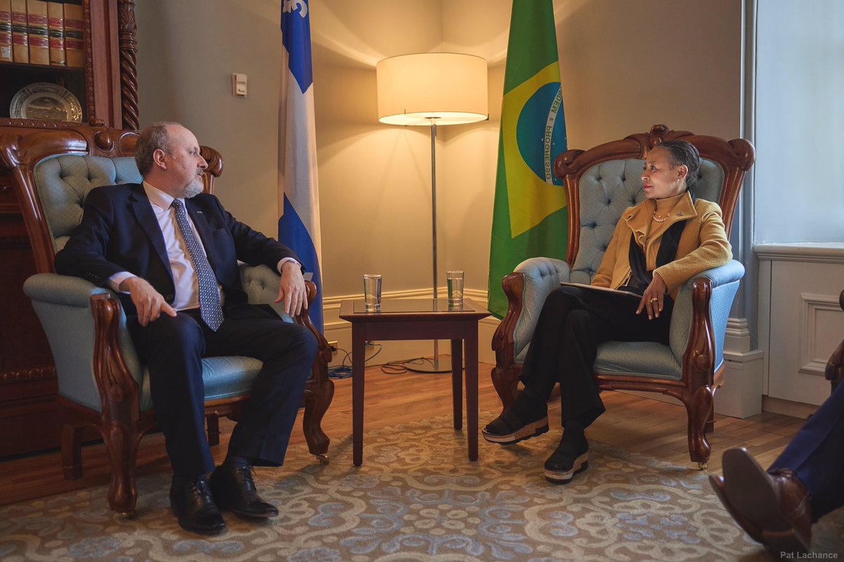 Nadine Girault tweet media