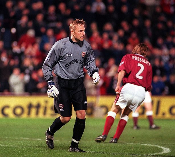 Happy 50th birthday to former Jambo Antti Niemi   