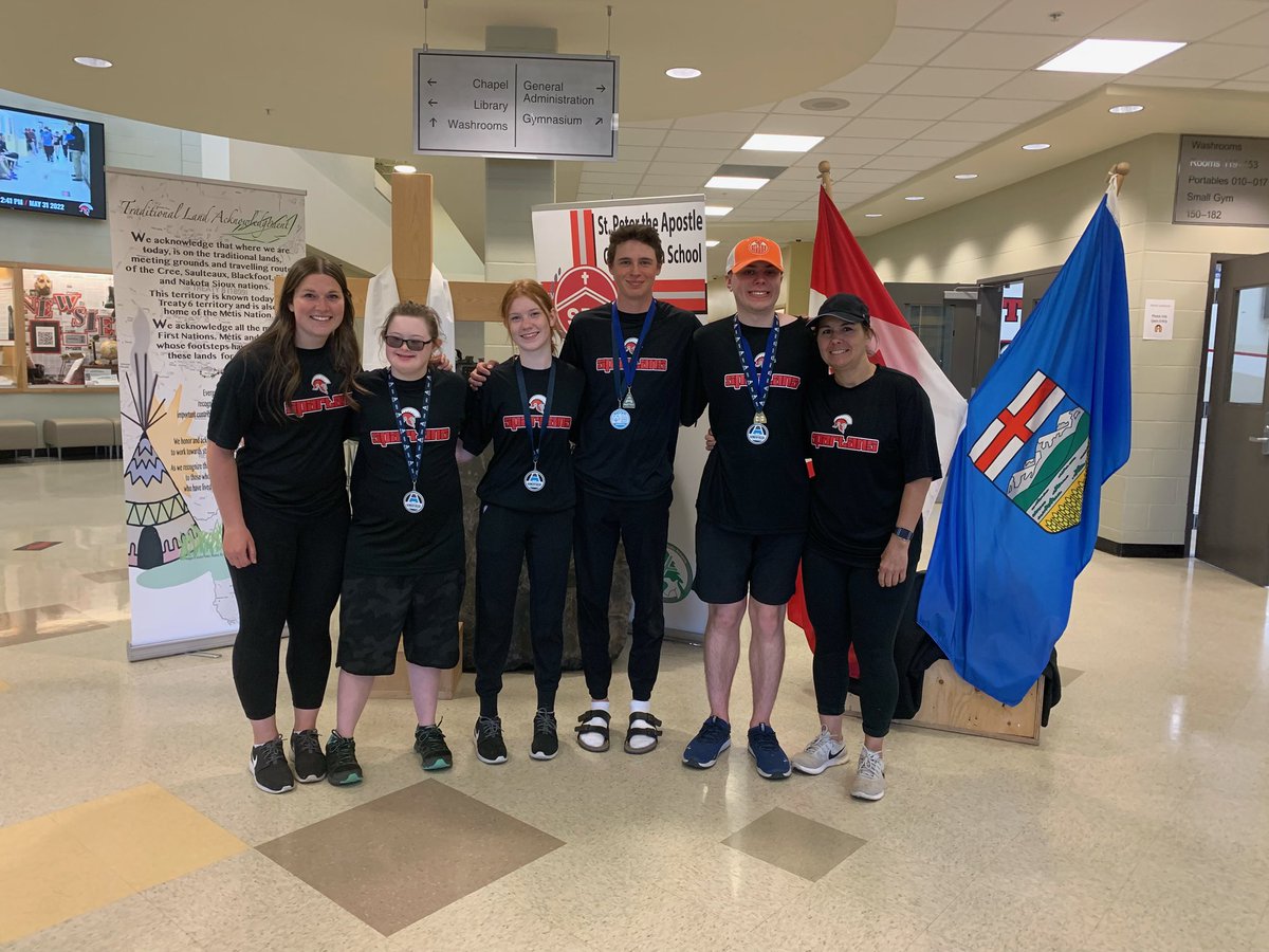 ARISE_program's tweet image. Our Unified Team had a great day! Thanks to Kanon and Abby for being amazing partners to our athletes and special thanks our coaches @tric_28 and @LPopplestone 
#PlayUnified
#GoSpartans
@SpecialOAlberta