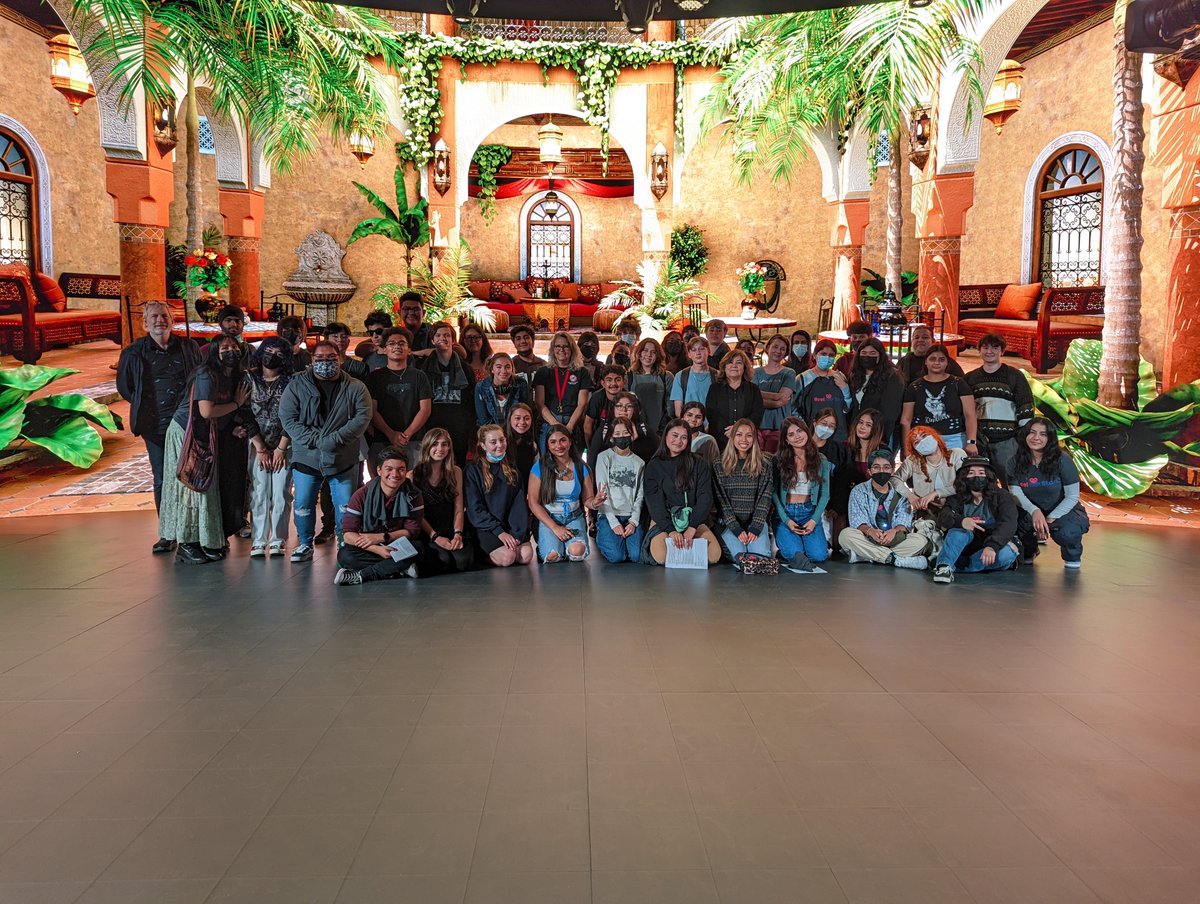 reelstartorg's tweet photo. Recently @reelstartorg teamed up with @PRGlive to bring 50 LAUSD students to PRG's Virtual Studio in LA. Students were able to speak with PRG staff and get hands on with cutting edge technology. For internships and career ops with PRG, visit https://t.co/gd8Rg8Cwea https://t.co/JnbCRyLb5i