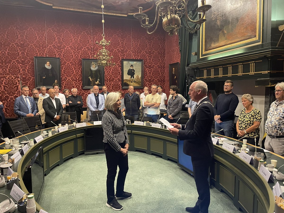 Jonna van der Steeg volgt namens Enkhuizen Vooruit Jan Franx op als raadslid. Welkom terug! Van harte gefeliciteerd en veel succes!