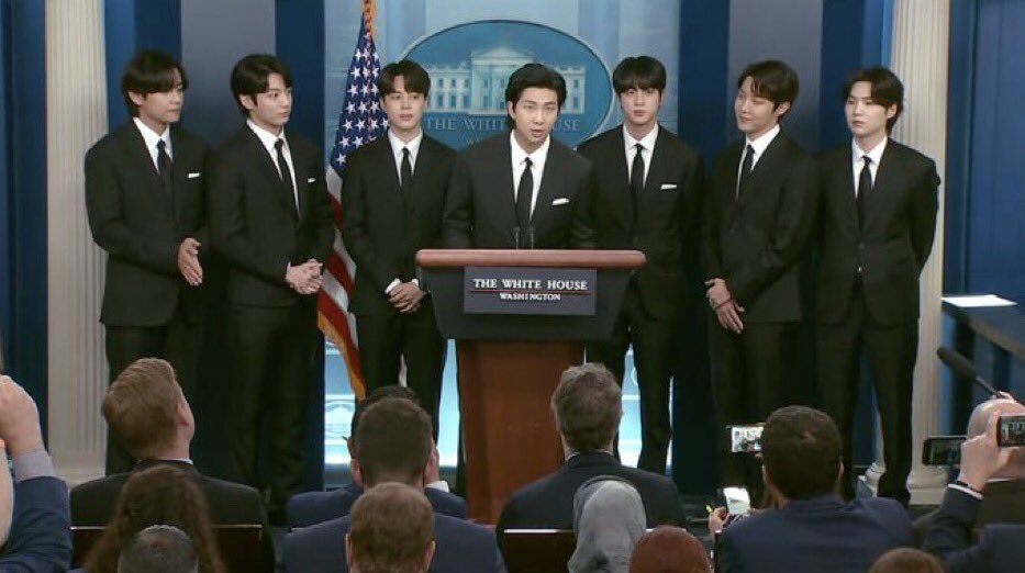 starliight07's tweet photo. president namjoon came home 🫶🏻 https://t.co/3I7RoHiiJq