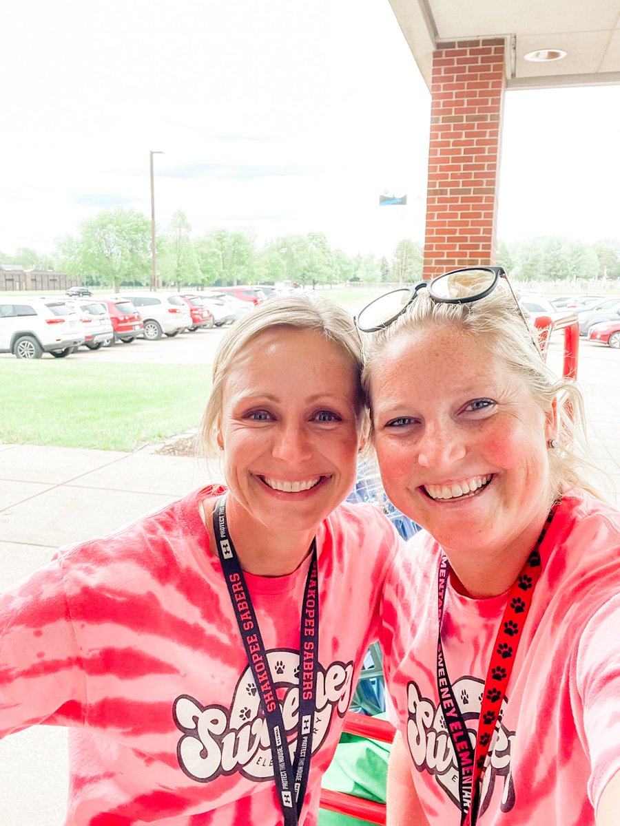 Sweeney Phy. Ed. (@sweeneyphyed) on Twitter photo We did it! Another fun year of field day with grades 1-5! The smiles and sportsmanship our students showed made us so proud to be teaching PE <a href="/SweeneyElem/">Sweeney Elementary</a> We did it! Another fun year of field day with grades 1-5! The smiles and sportsmanship our students showed made us so proud to be teaching PE <a href="/SweeneyElem/">Sweeney Elementary</a>