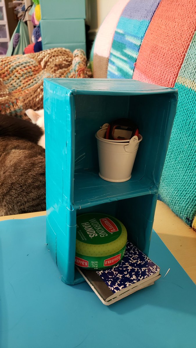 SnowFox102 tweet media