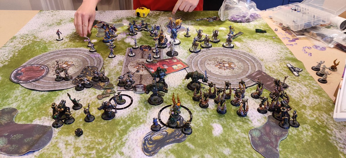 Tzarkahn's tweet photo. Tonight I did a #Warmachine, took a long time and we didn't finish but it was great to be back at it. Can't wait to play again soon, maybe bust out pNeems? https://t.co/tIHlMcZ3Xn
