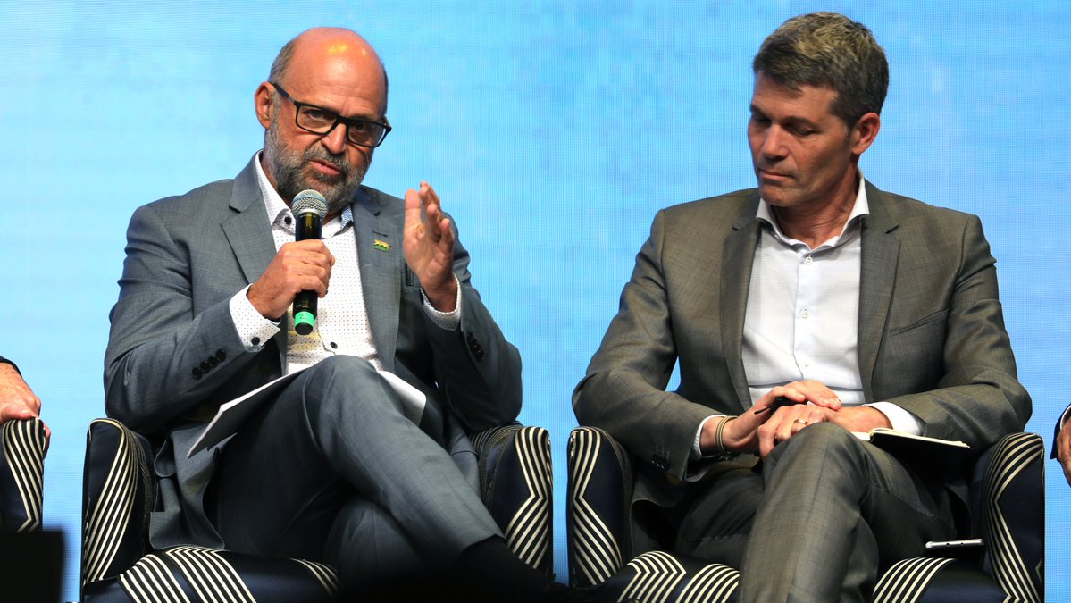 IISD_ENB's tweet image. As we mark #Stockholm50, #UNSPBF opened to discuss the transformative actions required to meet environmental goals

Participants discussed the role of multilateralism, #movingbeyondGDP, financing the #SDGs, role of big tech, and the future of #energy

🔗➡️ enb.iisd.org/un-science-pol…