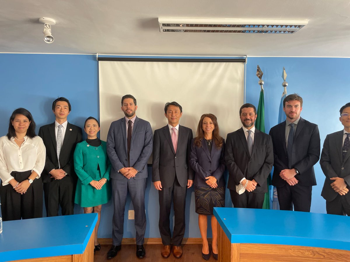 O <a href="/unodcprt/">UNODC Brasil</a> recebeu ontem, 30, a visita do embaixador do Japão <a href="/EmbJapao/">NOGUCHI (Embaixador do Japão no Brasil)</a>, HAYASHI Teiji, e secretários para uma reunião bastante produtiva, com o fim  de compartilhar informações técnicas, experiências exitosas e discutir possibilidades de cooperação. 
bit.ly/3M6dPYA